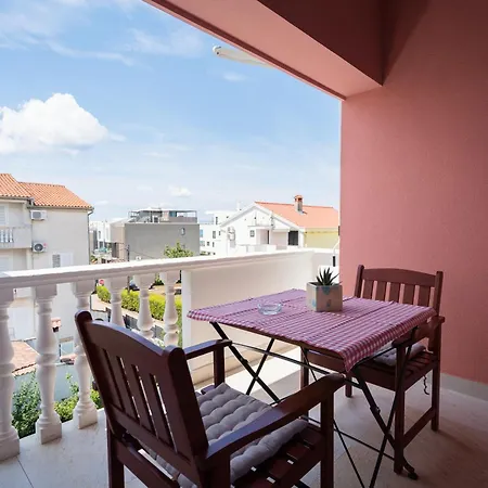 Apartment Manda *