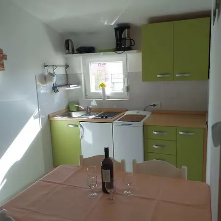Apartment Manda
